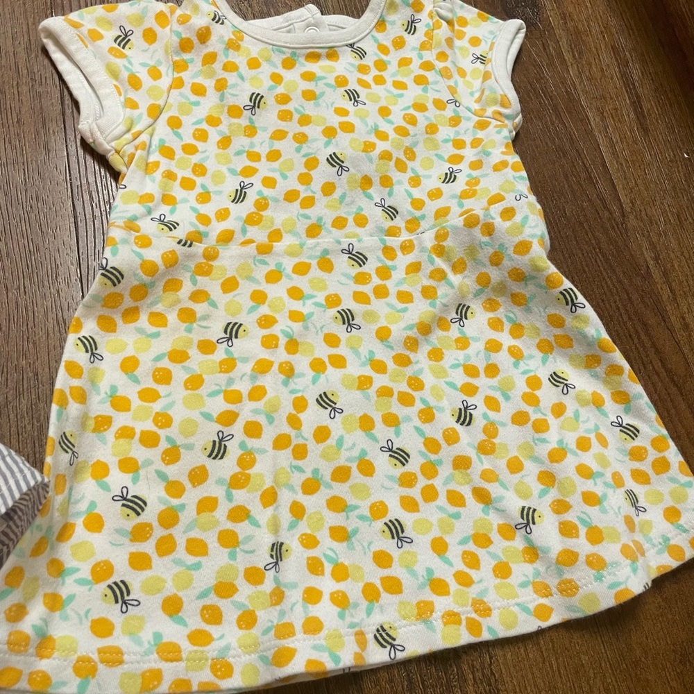 Three Dresses - Picture 5 of 8